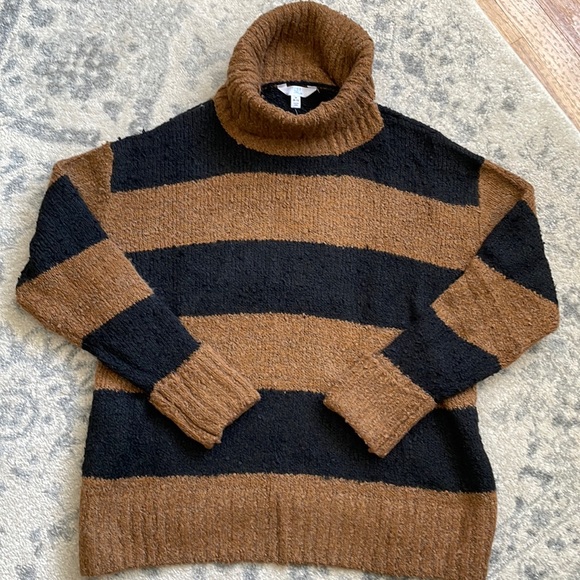 NWT Woman’s Time and Tru Striped Sweater - Picture 2 of 7